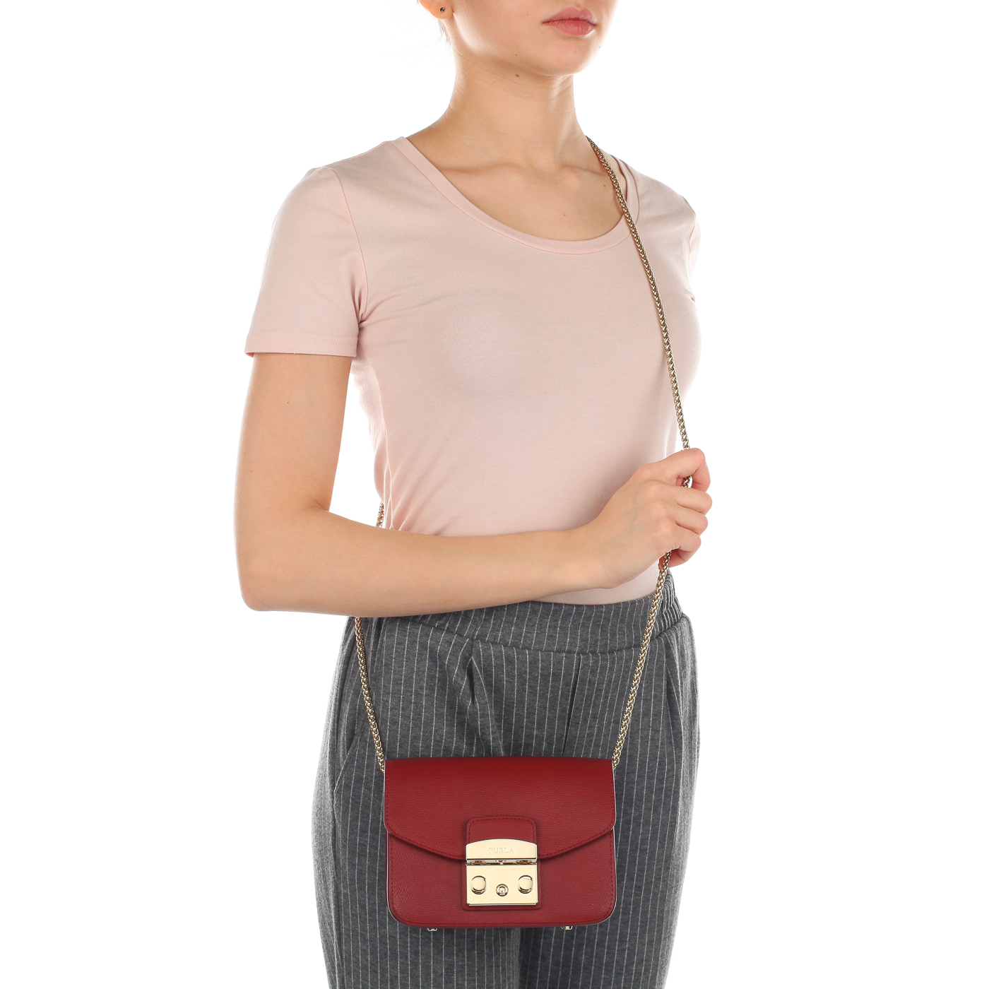Женская кожаная сумочка на цепочке через плечо Furla Metropolis