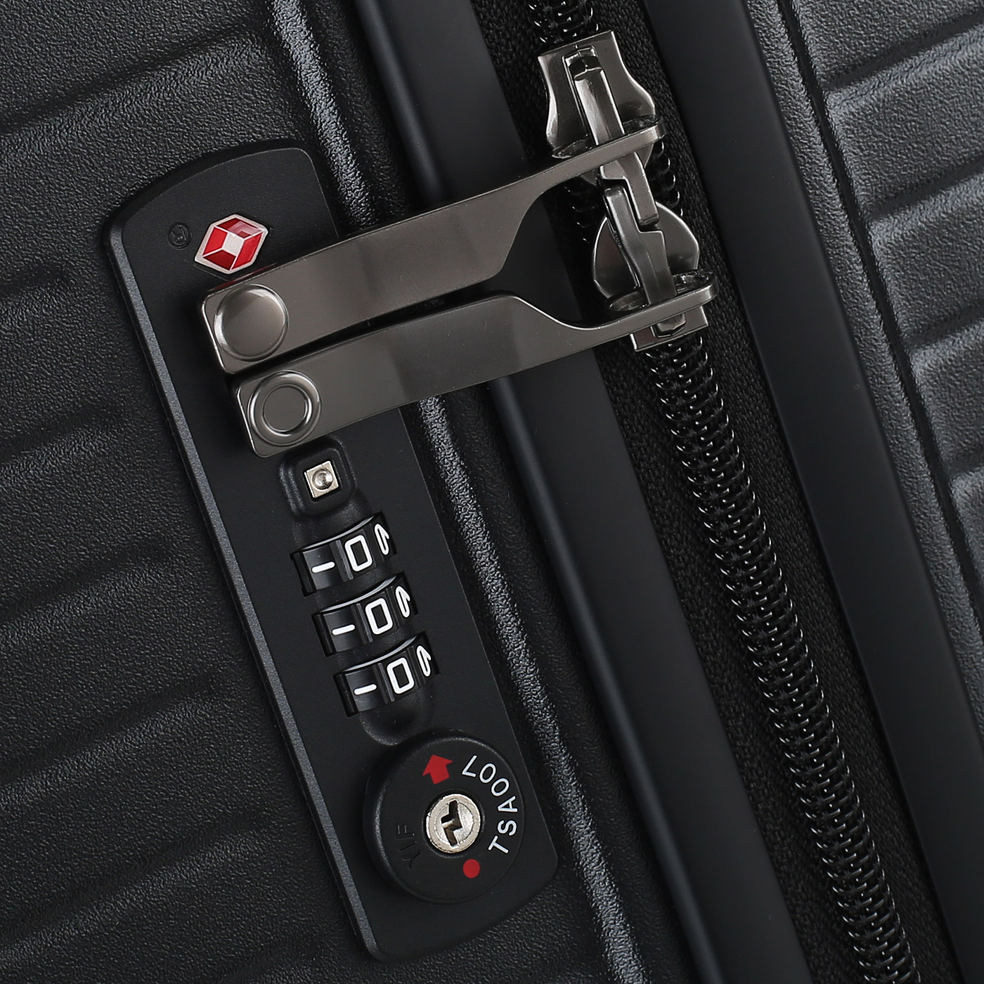 Чемодан большой L из поликарбоната Echolac Shogun