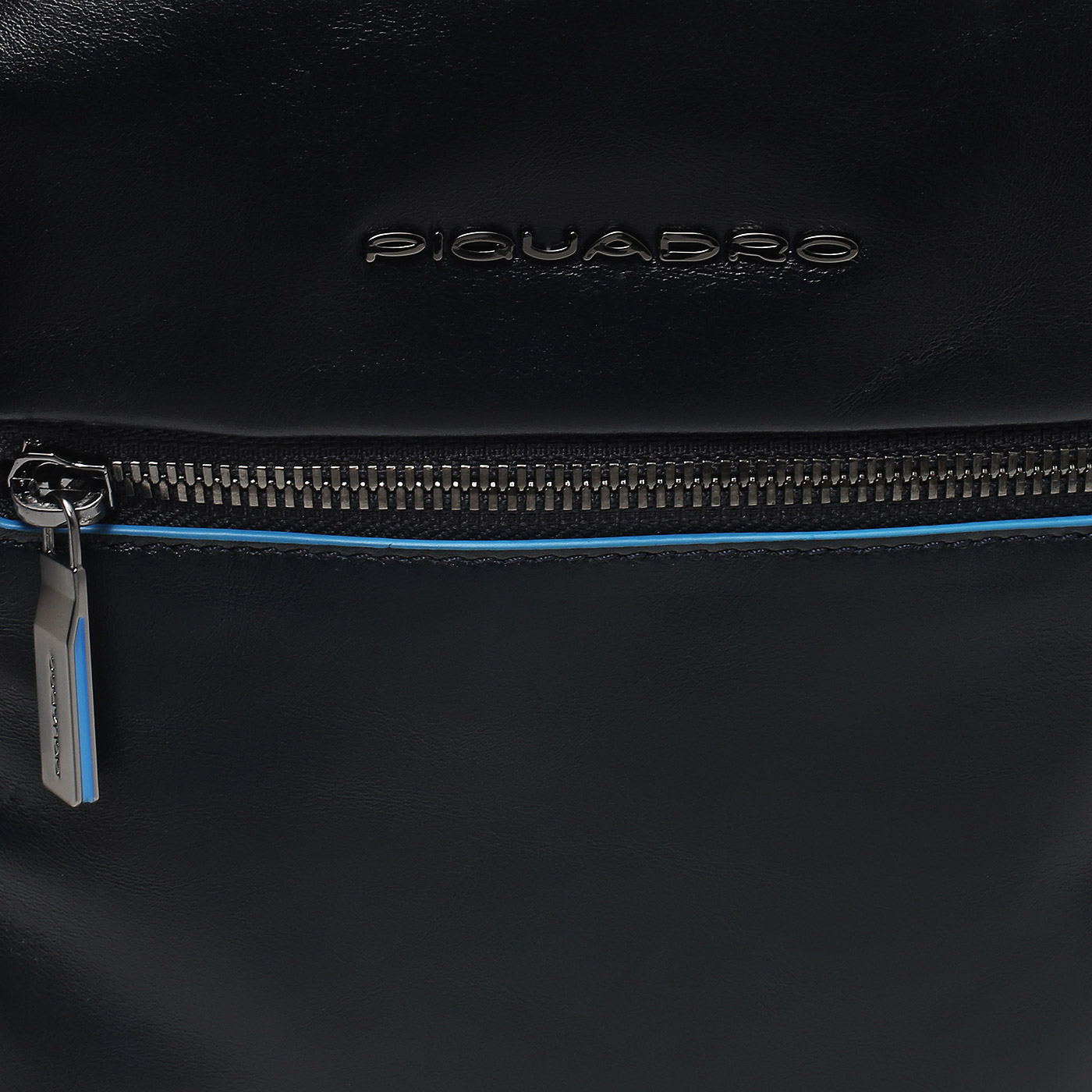 Однолямочный рюкзак Piquadro Blue square