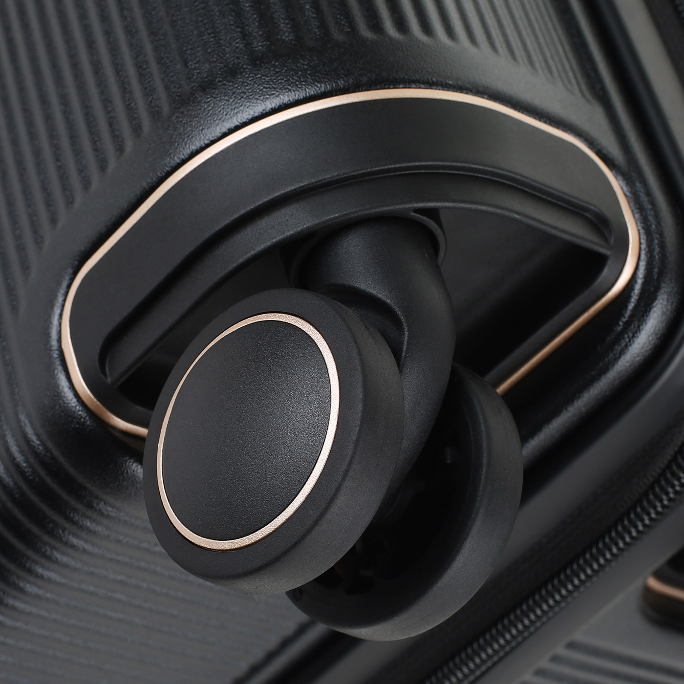 Чемодан на колесах Echolac Dynasty