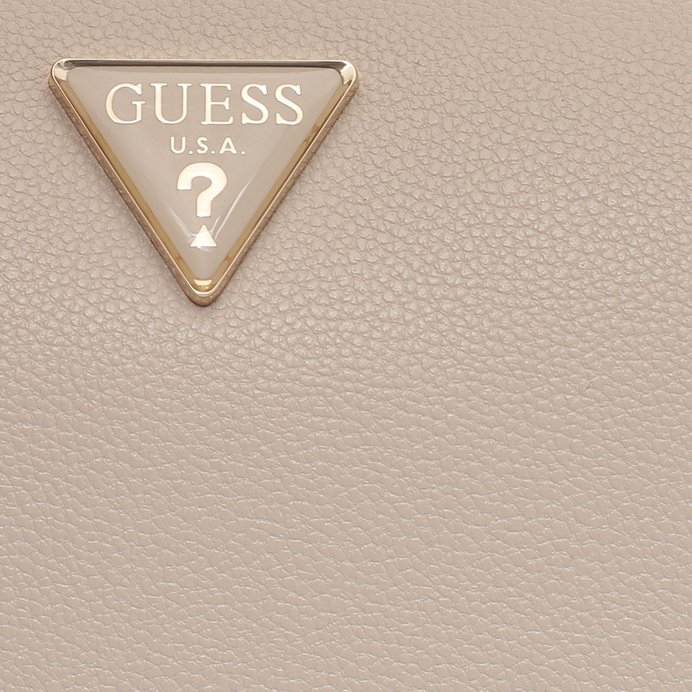 Сумка с ручкой-цепью Guess Fedora Shoulder